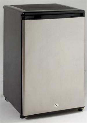 AVANTI BCA4562SS-2 4.5 Cu Ft Counter High Refrigerator with Stainless Steel Door