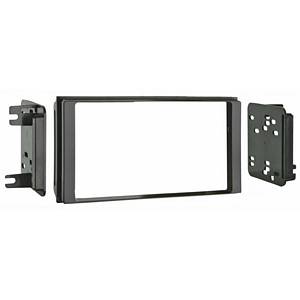 Metra 95-8902 08 Subaru Impreza and WRX Double DIN Radio Install Kit 